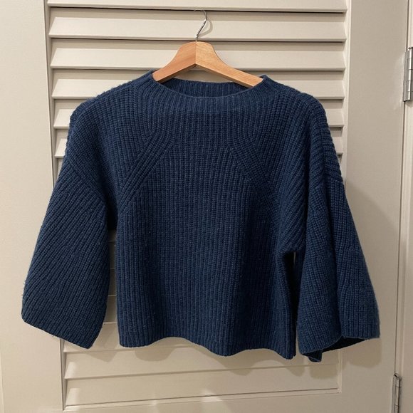 Club Monaco Dark Blue Pullover Sweater - Picture 5 of 10